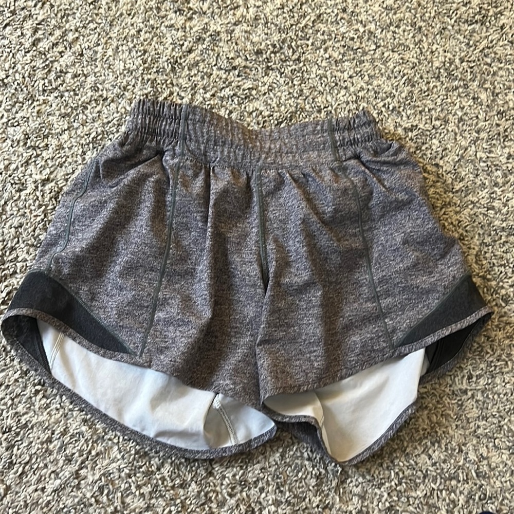 Lululemon hotty hot shorts